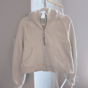 Women’s Lululemon Scuba Sweatshirt!